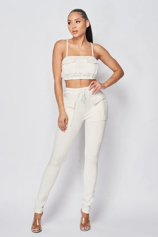 CROPPED CAMI AND JOGGERS SET WITH POCKET DETAILS