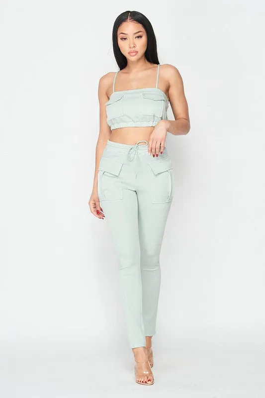 CROPPED CAMI AND JOGGERS SET WITH POCKET DETAILS