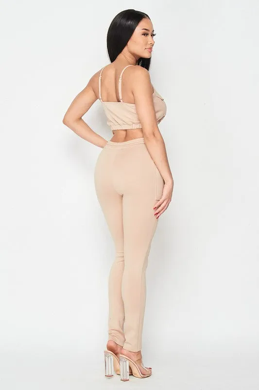 CROPPED CAMI AND JOGGERS SET WITH POCKET DETAILS