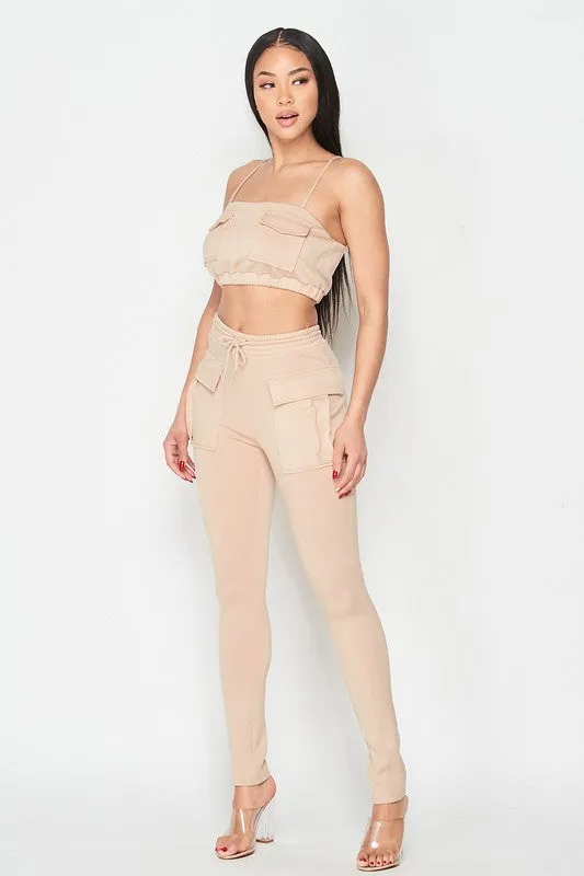 CROPPED CAMI AND JOGGERS SET WITH POCKET DETAILS